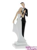 Figurine mariage couple enlac