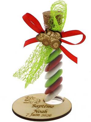Éprouvette Dragées Baptême Tracteur Socle Bois - Dragées Baptême à la Ferme