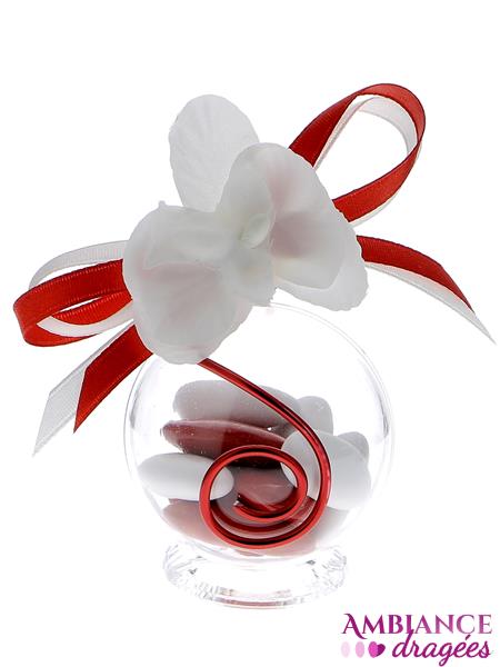 Boule dragées rouge orchidée blanche